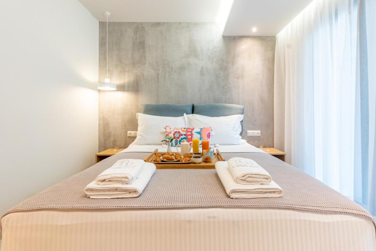 3 Doors Villas Nea Iraklitsa エクステリア 写真